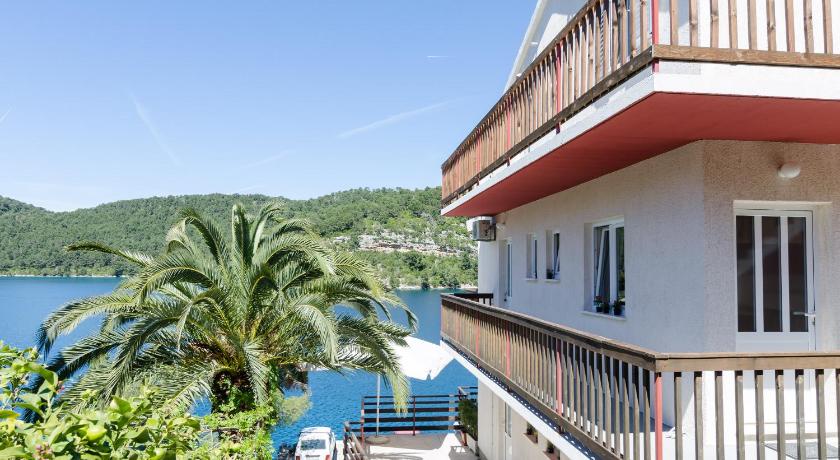 Apartments Matana Chano photo