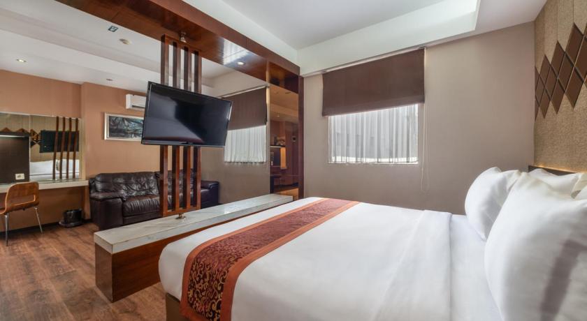 Favor Hotel Makassar City Center by LIFE – Makassar, ID