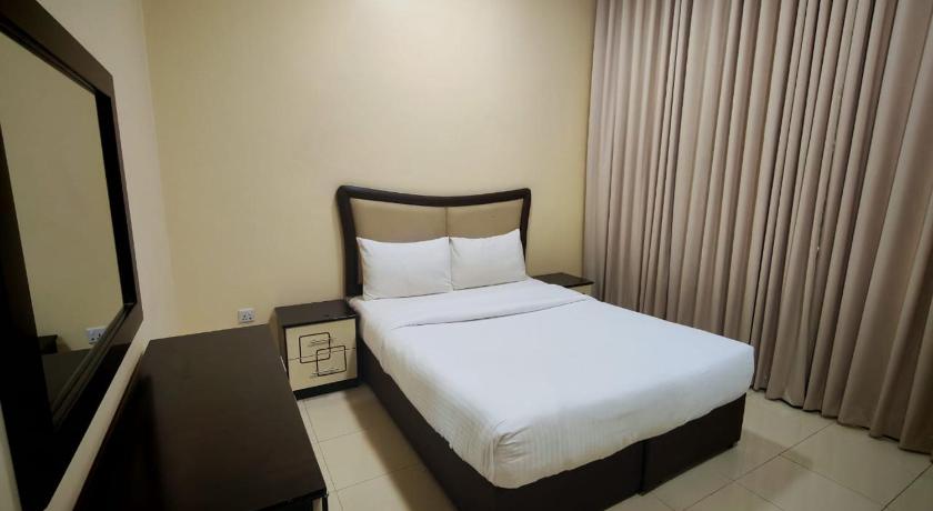 Image of One-Bedroom Apartment with Balcony 1