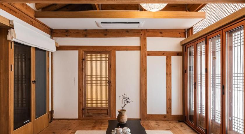 清原 Luxury Hanok Sangseon Heritage Hanok-W 3星级 住宿 泳池
