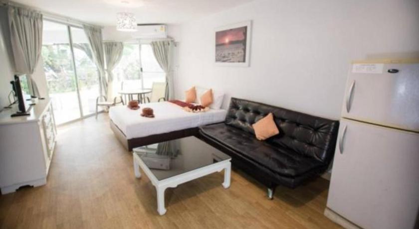 Image of Family Two-Bedroom with Partial Sea View 7