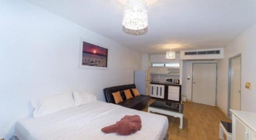 Image of Family Two-Bedroom with Partial Sea View 15