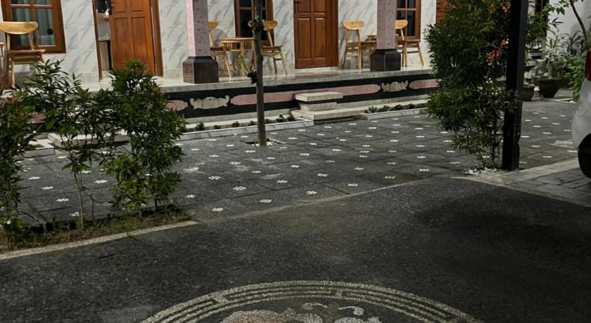 D nux House - image 10