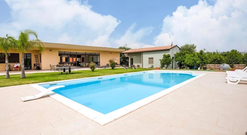 Villa Germano con piscina