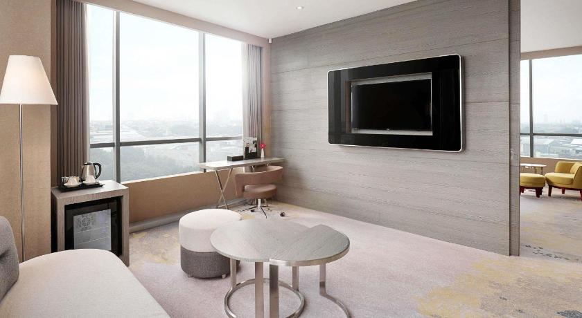 高級套房(特大床) (Superior Suite with King Bed)的照片 1