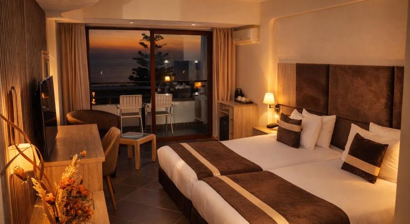 Image of Double Room with Balcony 0