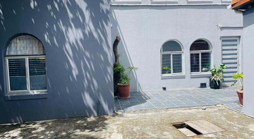 Annika guest house Claremont - image 12