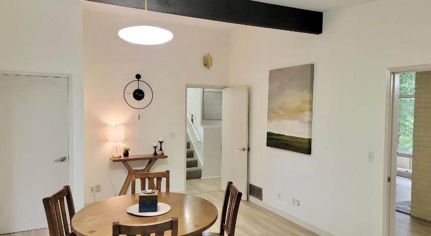 コーバリス (OR) Luxury Ensuite Bedroom at The Crest House 4つ星 宿泊施設 外観