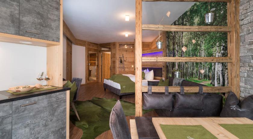 Aurina Lodges photo