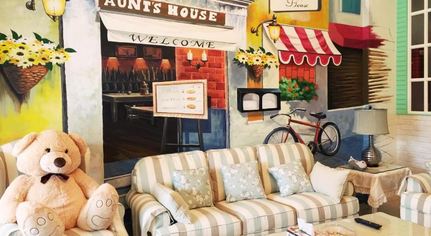 Aunt's Bed and Breakfast photo