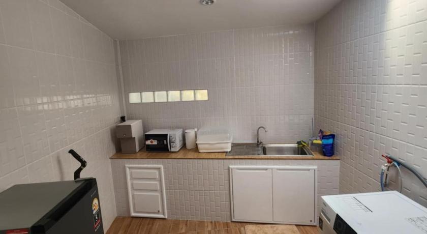 Hat Yai 19 House 3-Star Guesthouse pool