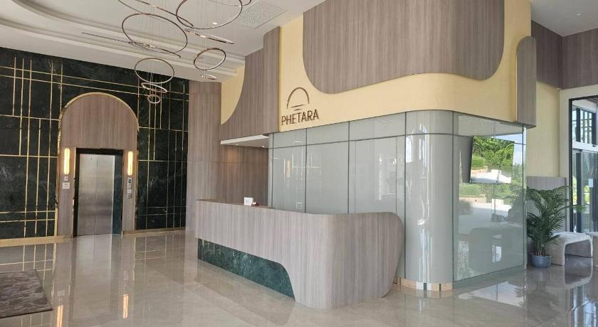 サームットサコーン Phetara Hotel Mahachai by PCL 3つ星 ホテル 外観