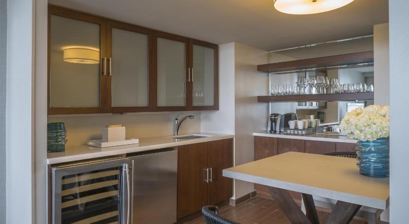 Image of JUNIOR SUITE 1
