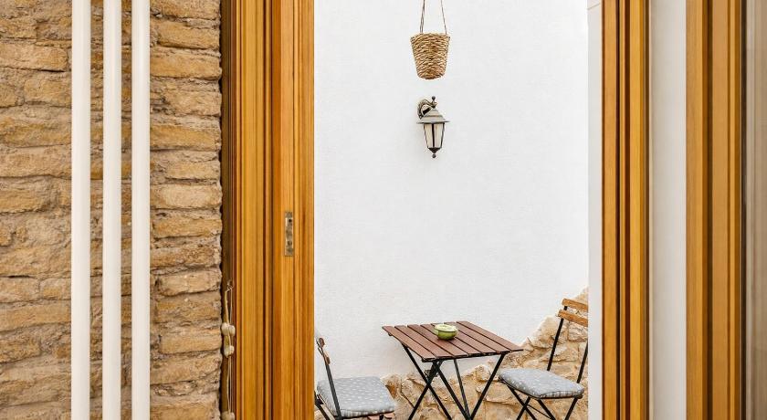 로마 Romantic Monti 1800, Roma - 2 passi da Colosseo e Fori 3성급 싱글룸 외관