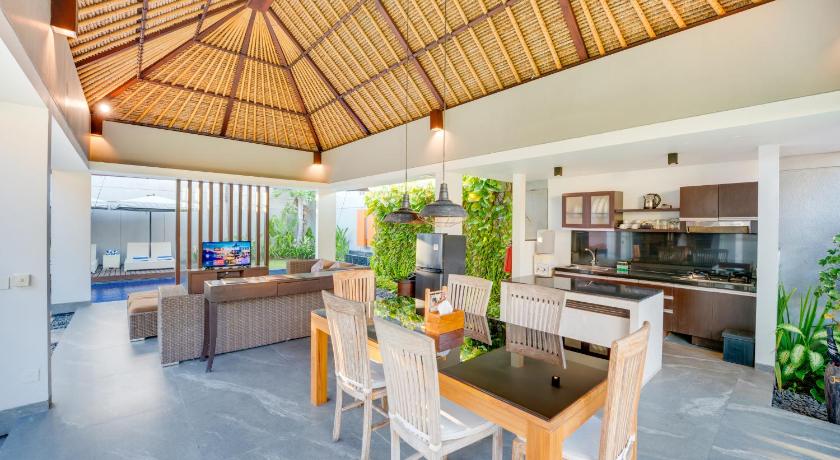 Image of Three-Bedroom Royal Pool Villa with Free Airport Pick Up 1