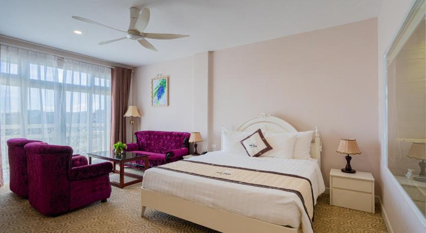 Image of Suite Room for 2 People 4
