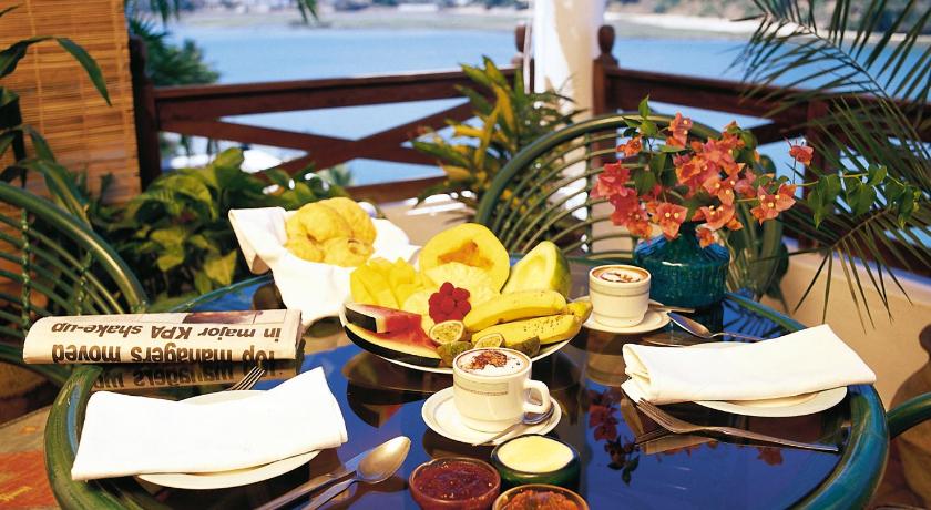 Tamarind Village Hotel Apartments photo