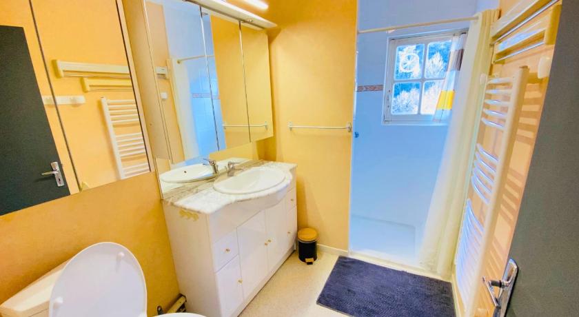 Trégnac MAGNIFIQUE Location au bout de la route 4-Star Single Room pool