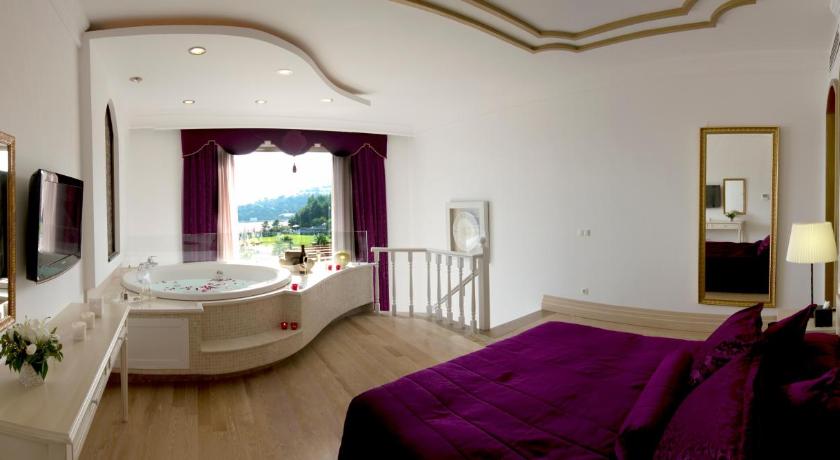 Immagine di Camera Matrimoniale con Vista Mare (Double Room with Sea View) 1