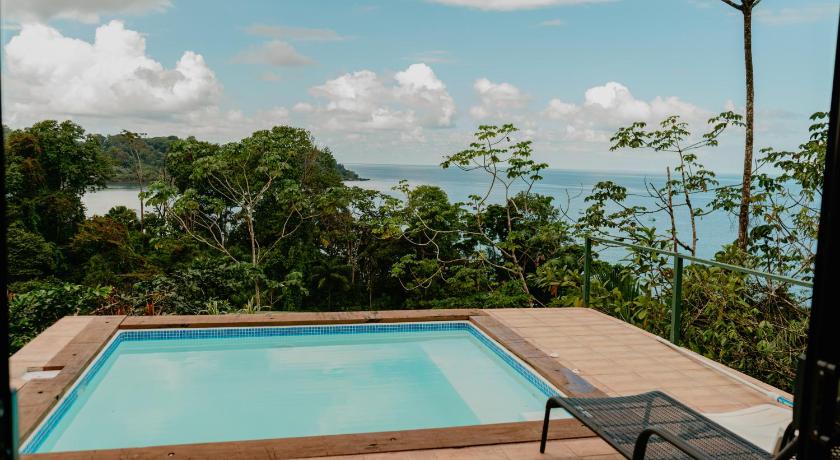 Image of Superior Chalet 2