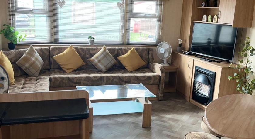 Luxury Seaview Retreat 8 berth beds made up for arrival FREE WIFI