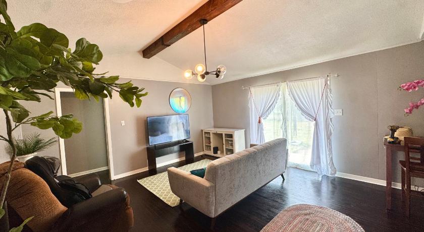 코퍼라스 코브 (TX) MODERN LUX 3BR HOME - King Bed - 10 mins to FT HOOD - Fenced yard - WIFI - Family friendly - LONG or 2성급 숙소 스위트룸