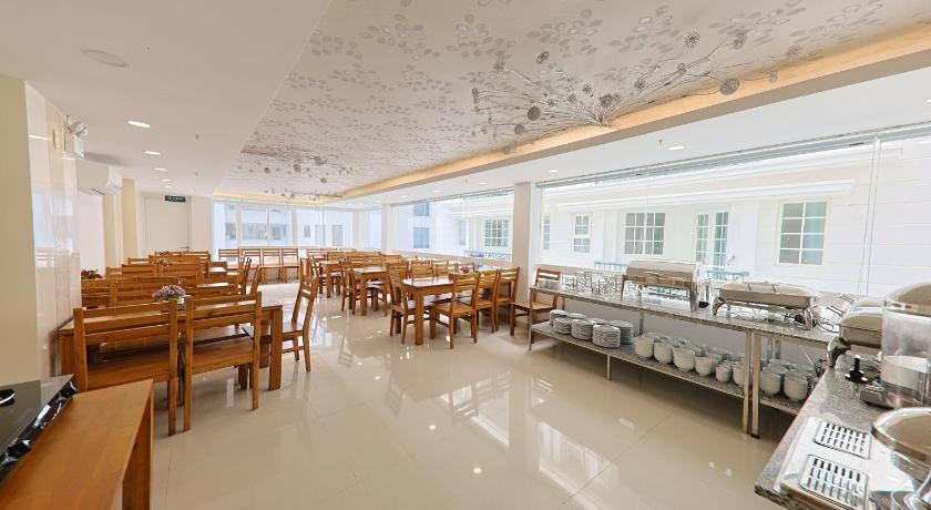 Sea Light Hotel Nha Trang Beach - image 12