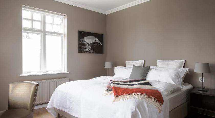 Image of Double or Twin Room 12