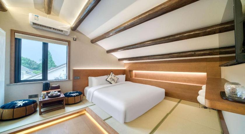 Hangzhou 杭州隐兮茶宿 Guesthouse restaurant
