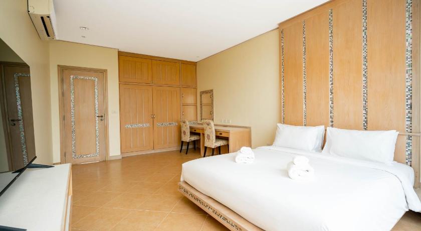 Image of Two-Bedroom Penthouse 14
