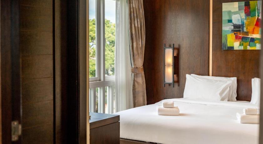 Image of 2 Bedroom Suite 11