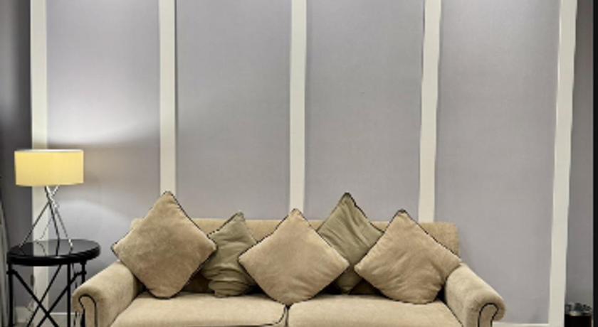 バンコク Rongratana Executive Residence 4つ星 ホテル スイート