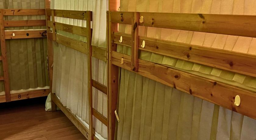 Bild von: 1 Person im 8-Bett-Schlafsaal - nur für Männer (1 Person in 8-Bed Dormitory - Male Only) 1