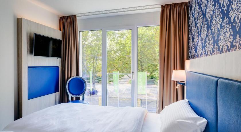 Ibis Styles Rastatt Baden-Baden photo