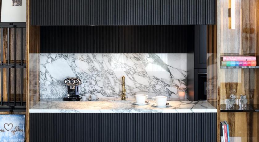 Image of Suite with Terrace 6
