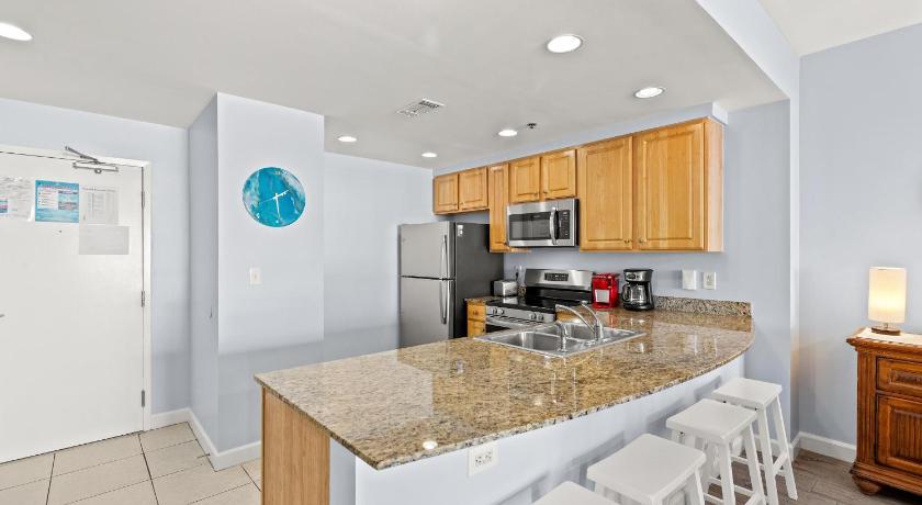 Image of Apartment with Sea View 8