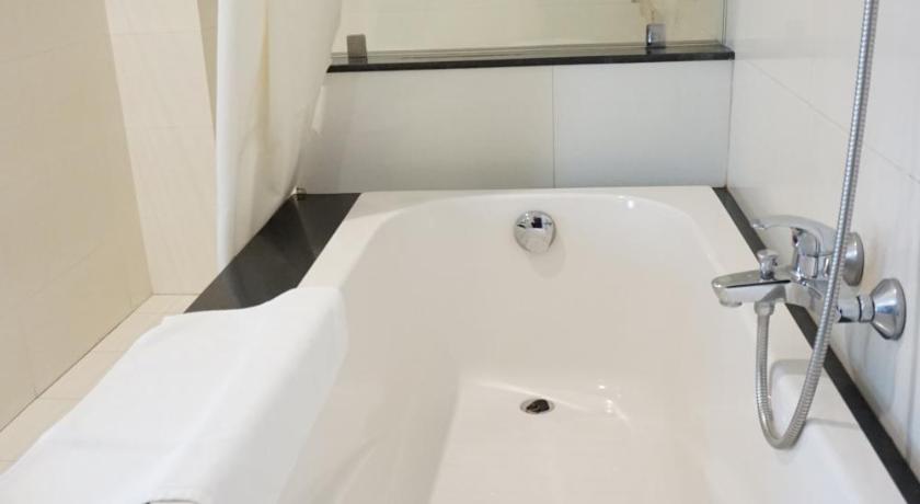 Ho Chi Minh City Dong Khanh Hotel 3-Star Hotel pool