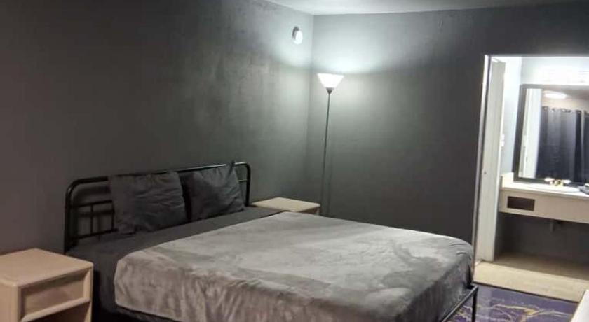 Richland King Bed Hotel Room 259 2-Star Accommodation lobby