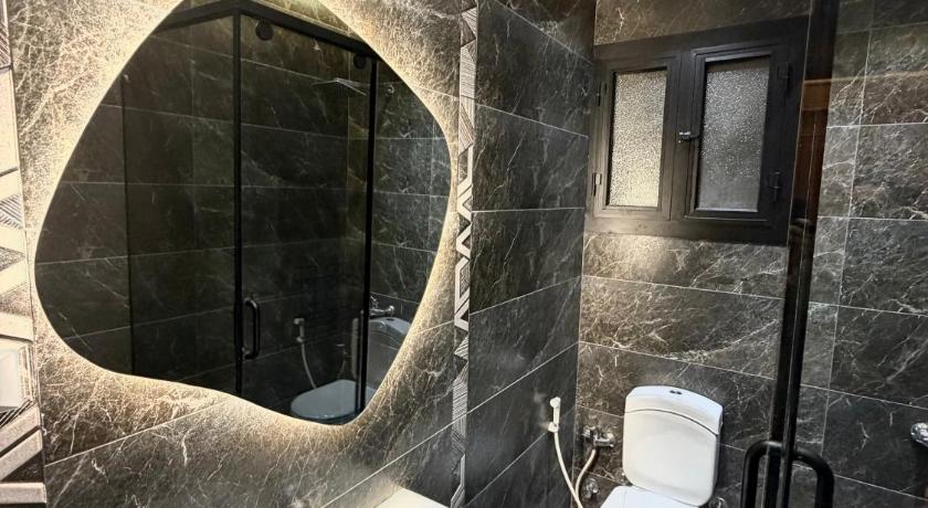 Luxury 2-Bedroom Apartment in Agouza – Near the Ni - image 9