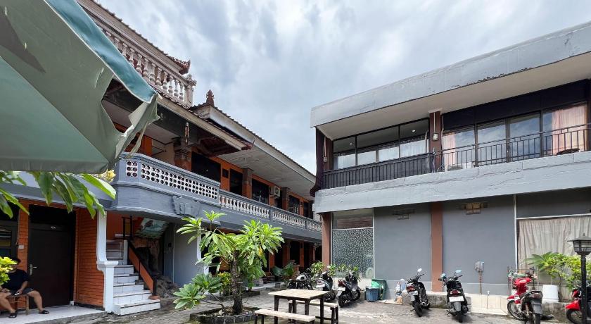 Mahendra Beach Inn - image 27