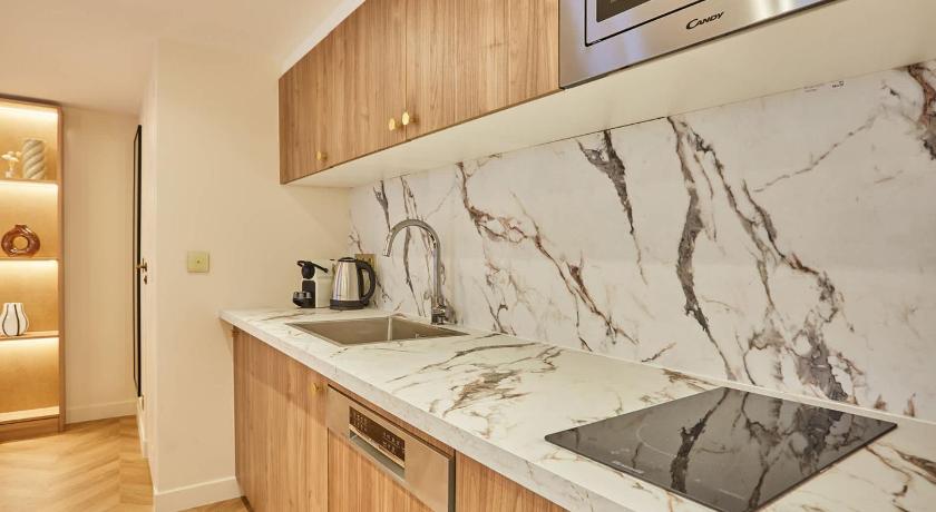 New apartment in the heart of Paris 4 people - image 4