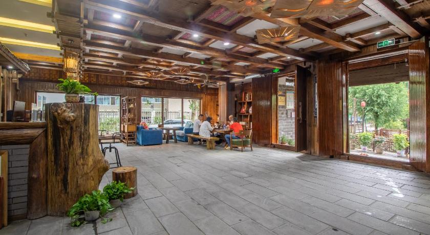 Zhangjiajie Cloudscape Courtyard Hotel-Vegan Available, Chinese Retro Style,Tea Culture Experience, 