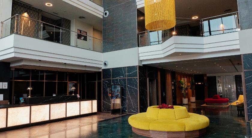 塞维利亚 Vertice Sevilla Aljarafe 4星级 酒店 设施