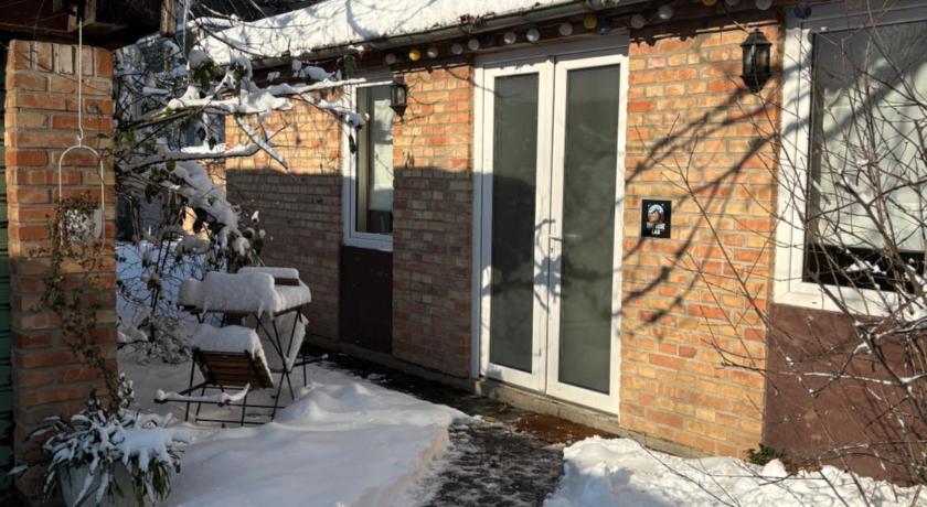 Belgrade Tiny Home L&B 3-Star Single Room exterior