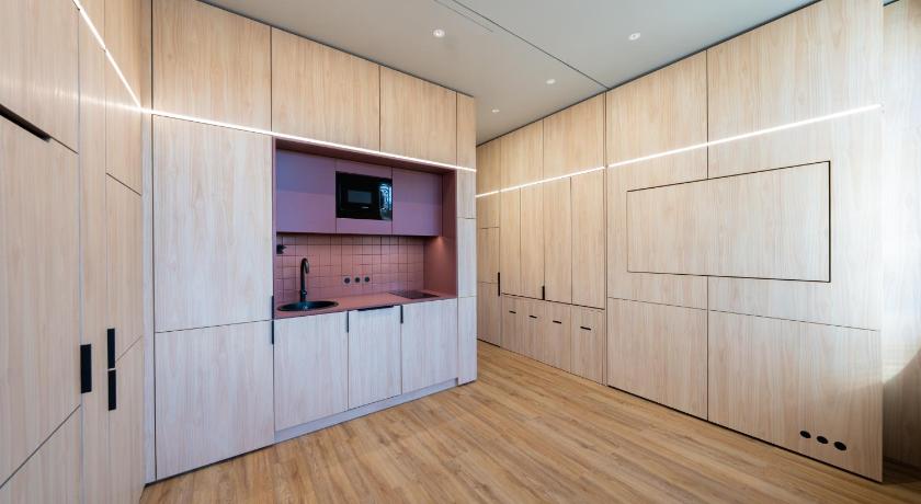 Berlin East Side Hotel 2-Star Hotel exterior