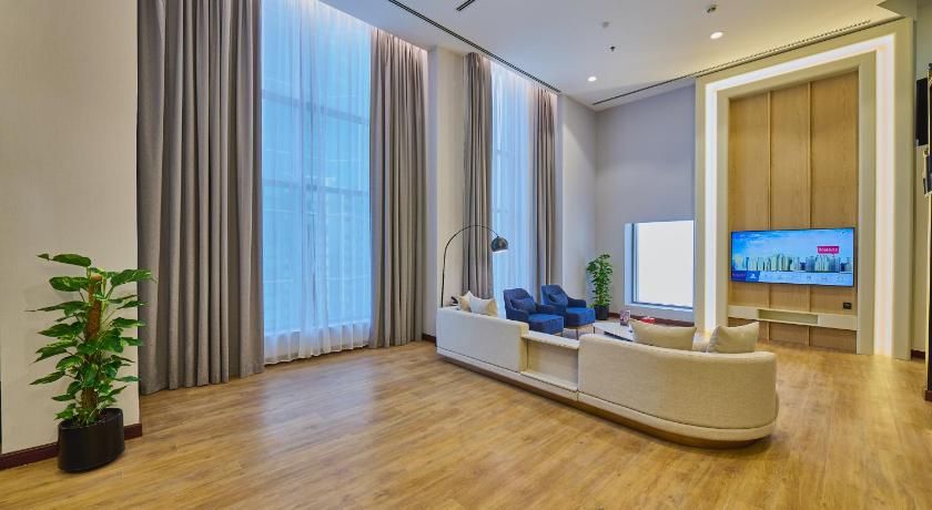 Image of Two-Bedroom Penthouse Suite 6