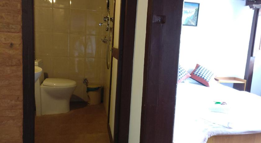 Hiranya Guest House photo