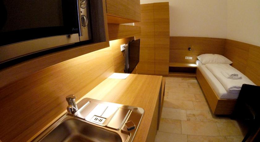Hotel Aton photo