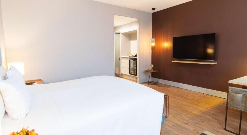 Image of Executive Queen Room - Disability Access 4