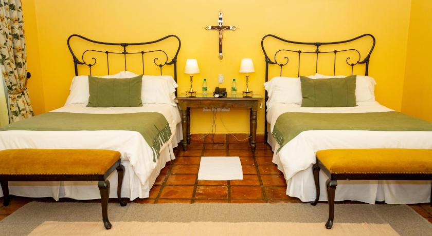 Image of Double Room with Garden View 9